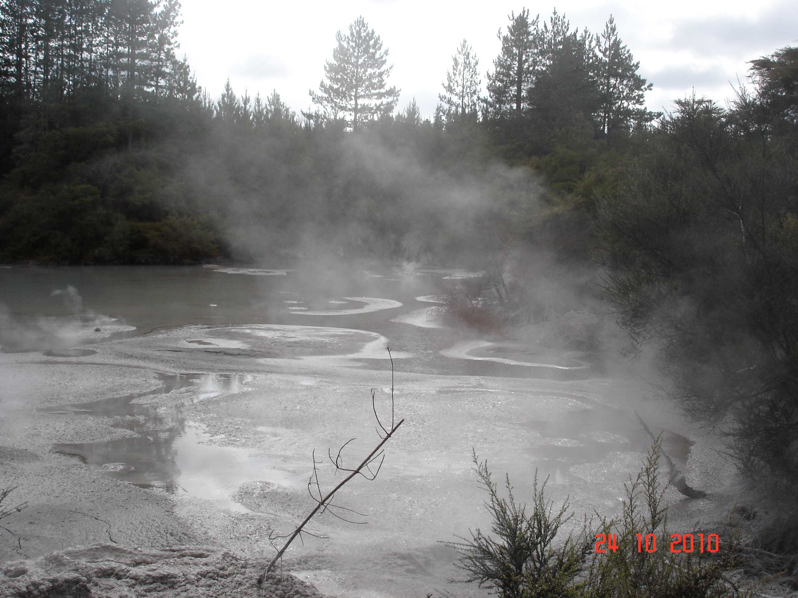 Wai-o-Tapu close to Rotorua city-1