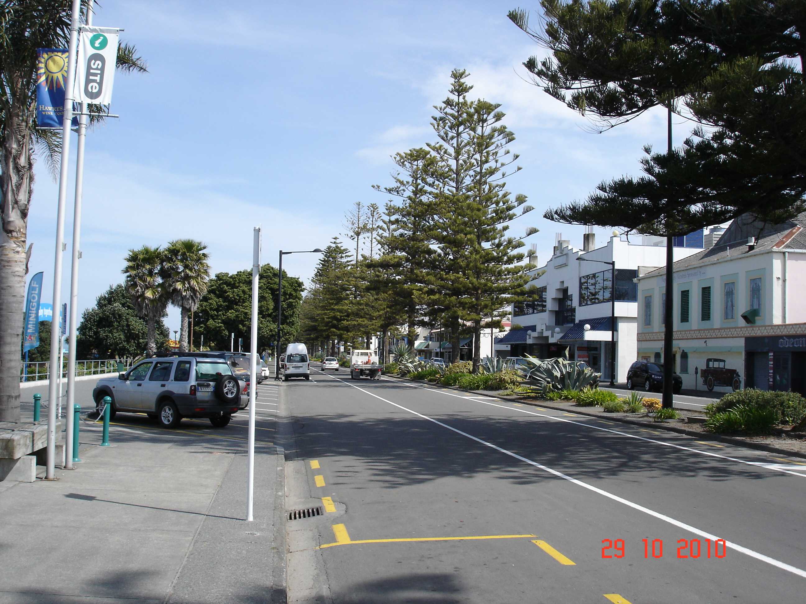 Marine Parade in Napier-2