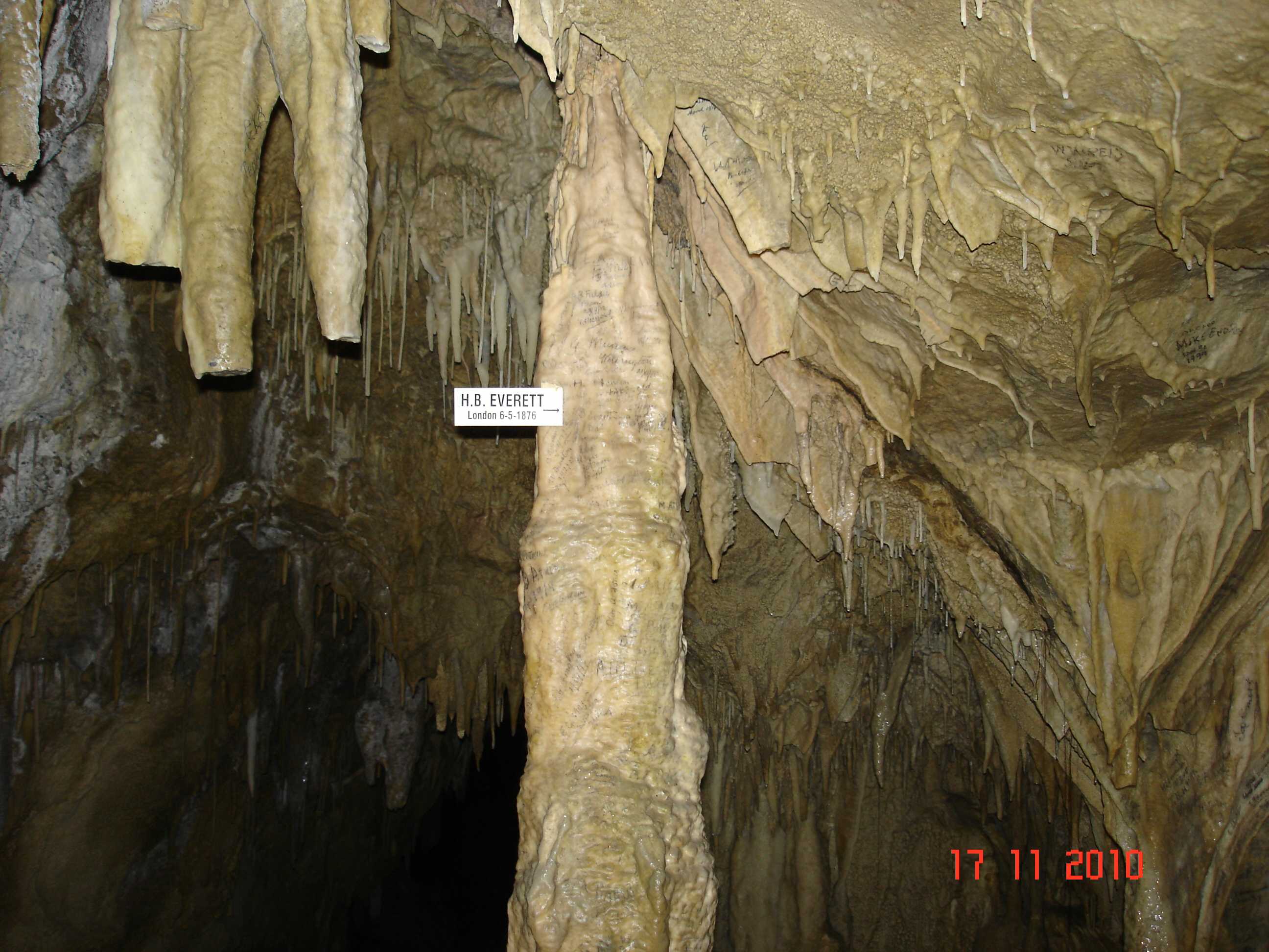 Ngarua Cave-4