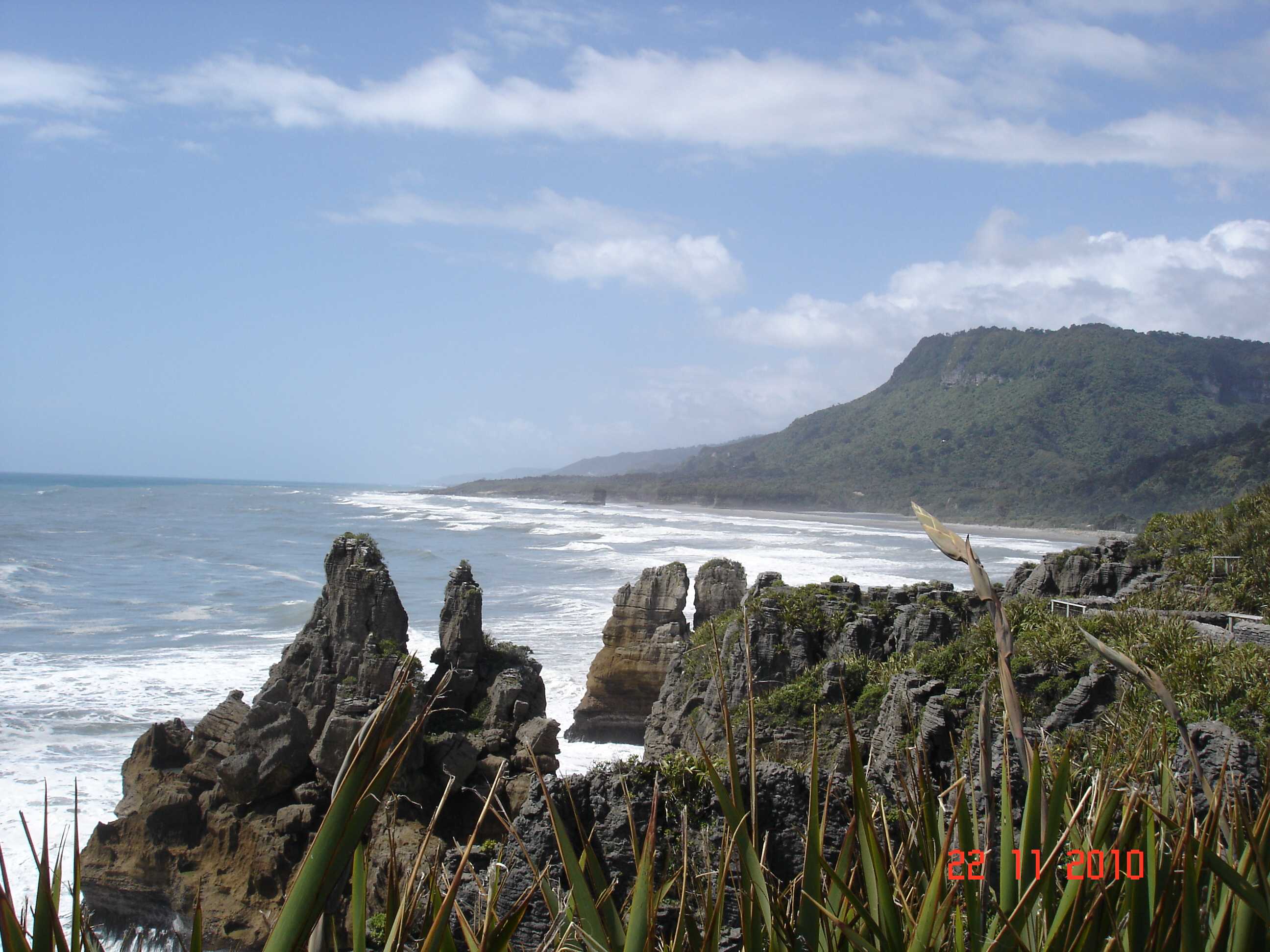 Punakaiki Pancake Rocks Blowholes-12