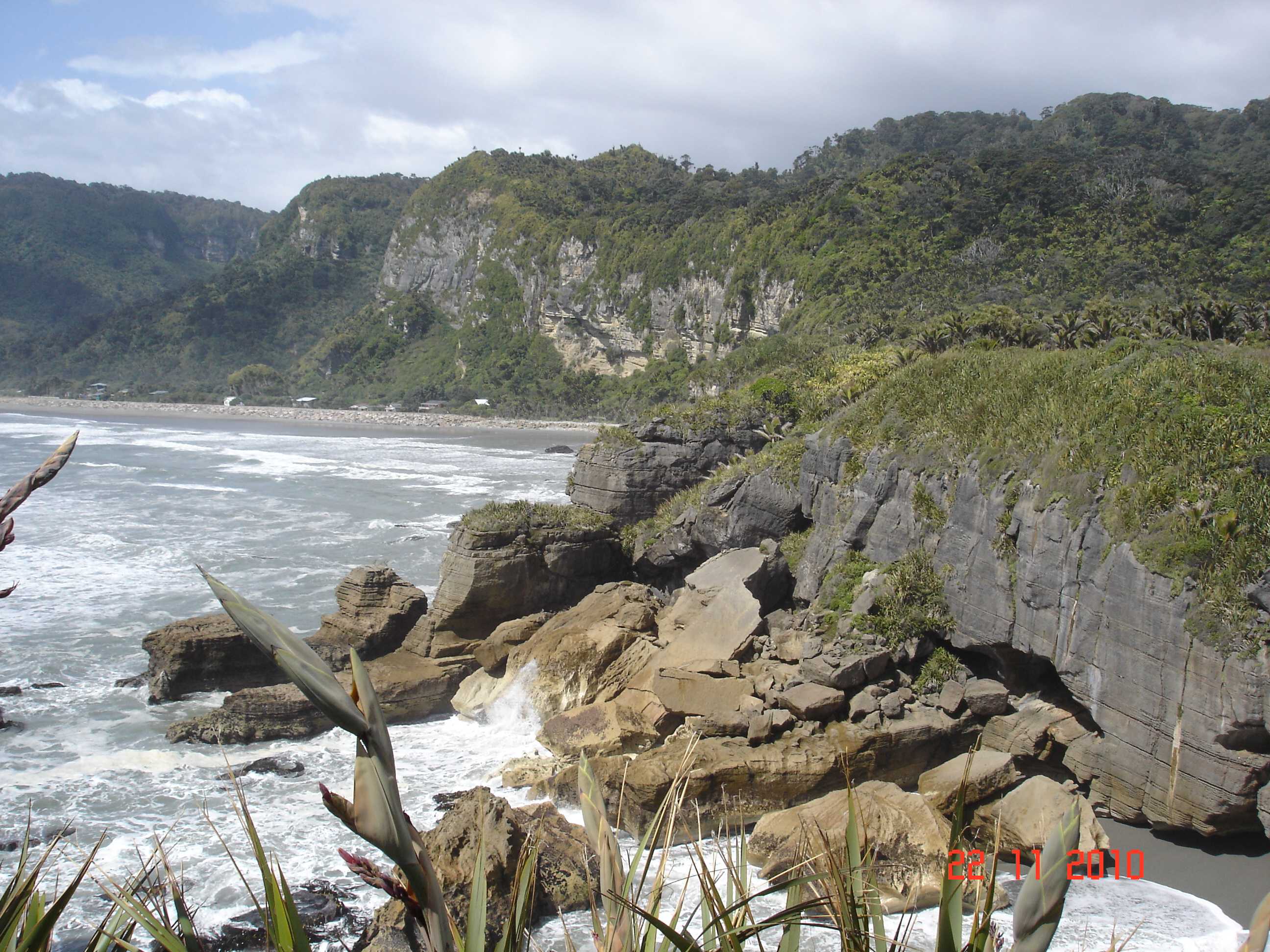 Punakaiki Pancake Rocks Blowholes-19